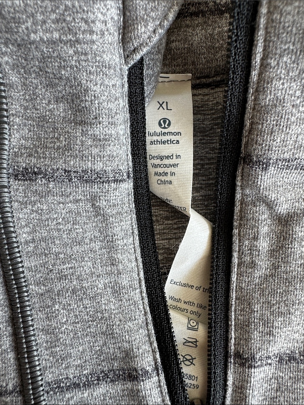 lululemon athletica Men's Heather Gray Zip-Front Performance Pullover - Picture 2 of 4